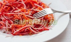 Салат из моркови и свеклы с чесноком