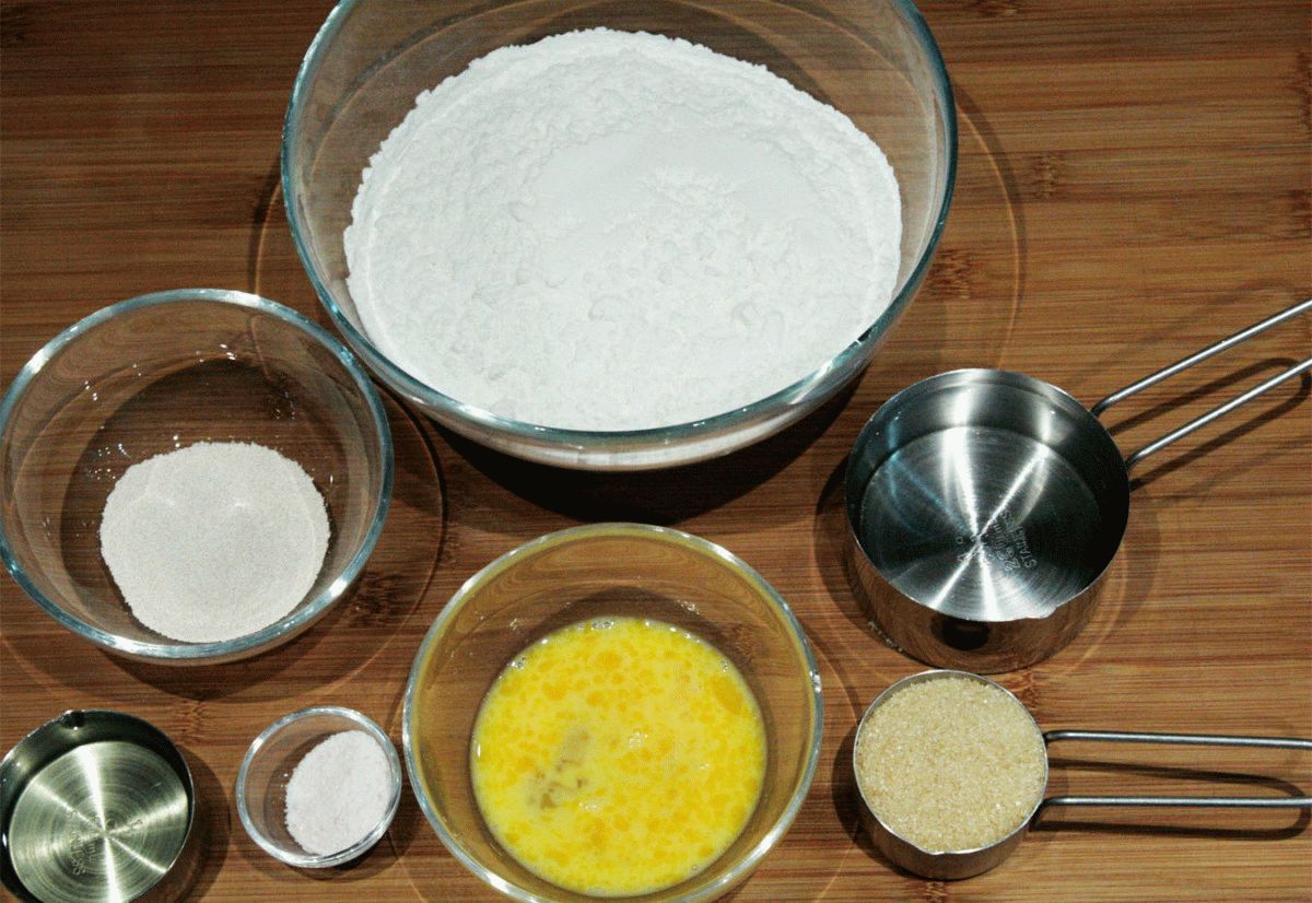 Можно ли добавлять дрожжи в тесто. Add yeast mixture.